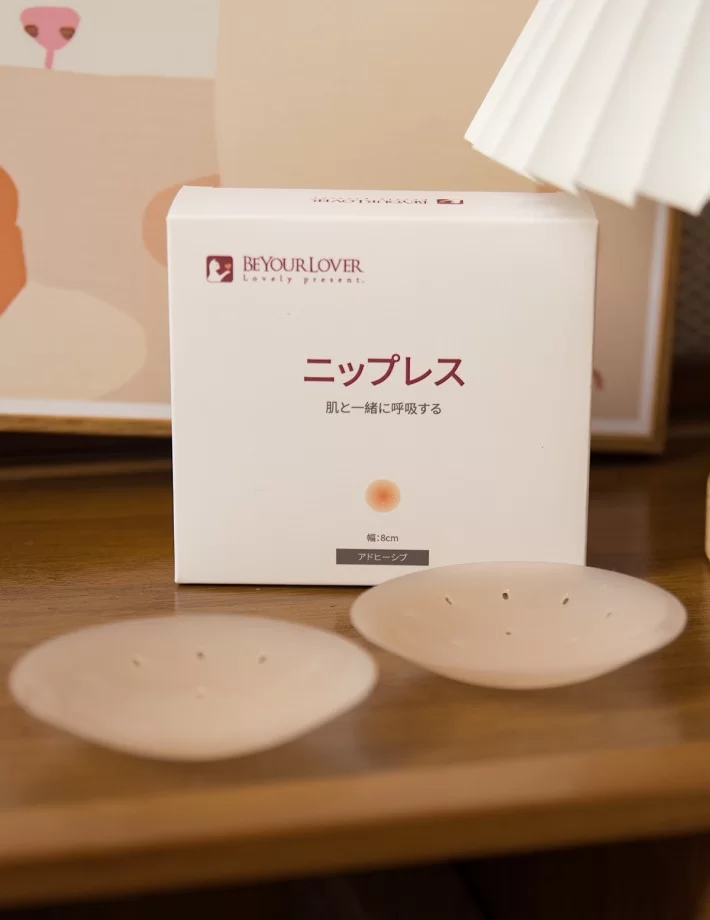 新感覚 ニップレス ノーブラ感覚で爽快に 高い粘着・吸着力 接着剤使用